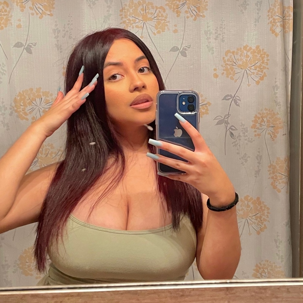 Meet your Posher, Stephanie